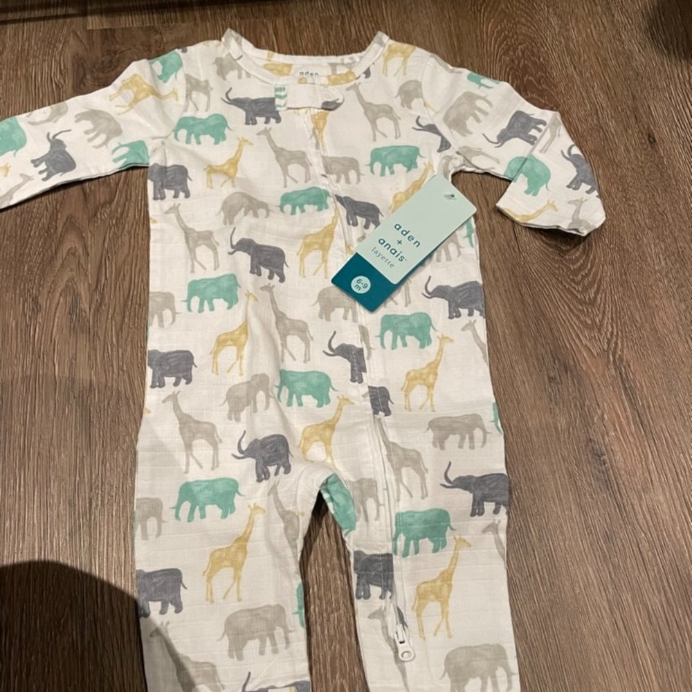 aden + anais layette footed pajamas zipper 6-9 months new